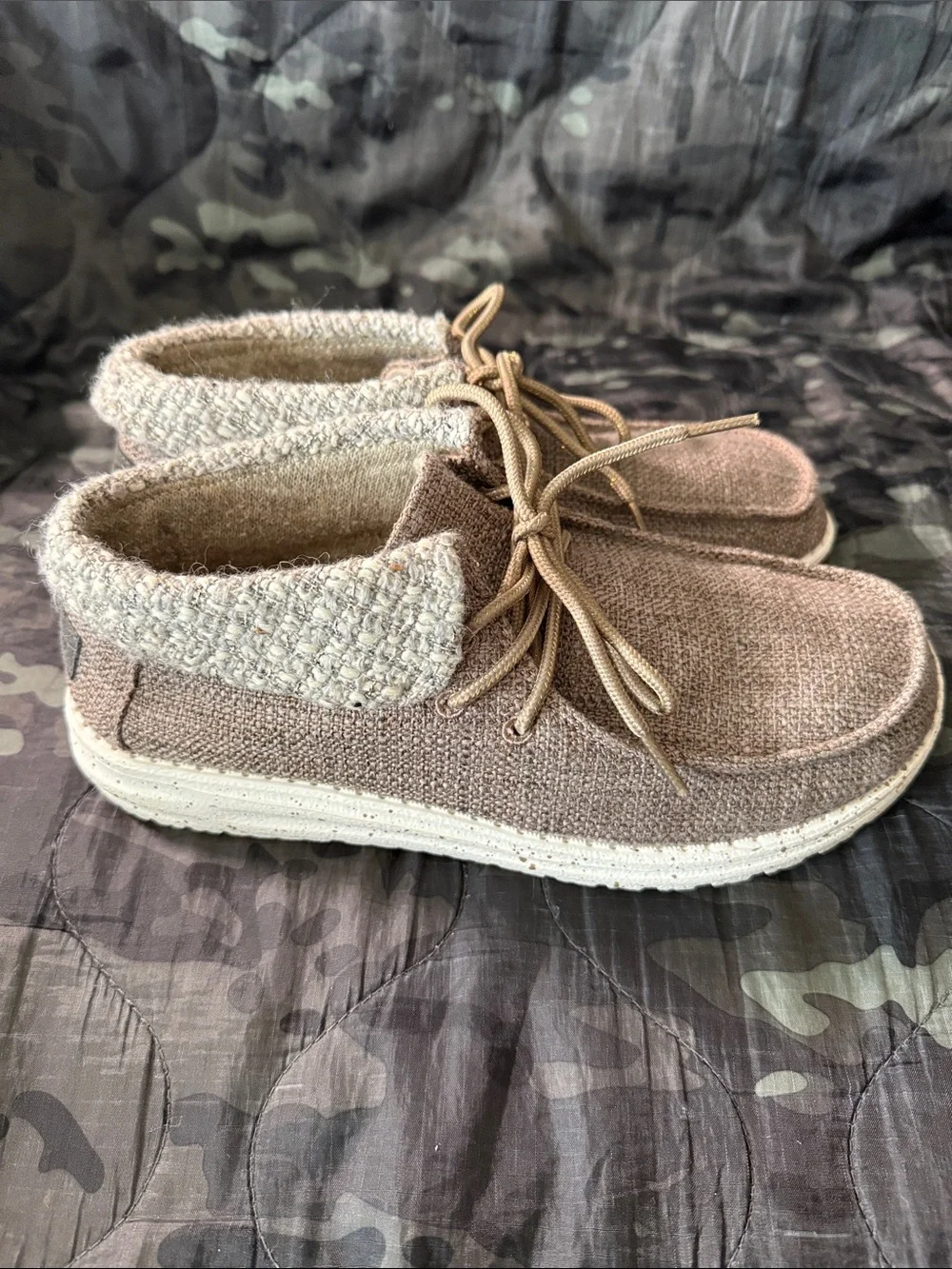 Women’s Hey Dude BRITT - Brown.  Women’s size 8